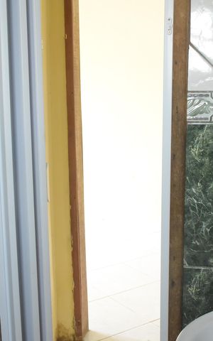 Casa para alugar com 42m², 2 quartos e 4 vagasBanheiro