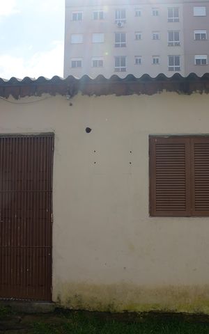 Casa para alugar com 42m², 2 quartos e 4 vagasFrente da casa