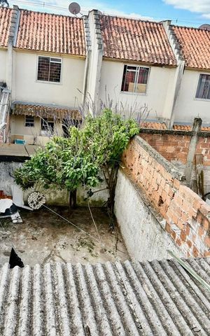 Casa à venda com 50m², 2 quartos e 1 vaga Casa à venda com 50m², 2 quartos e 1 vagaVista