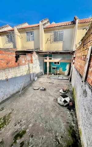 Casa à venda com 50m², 2 quartos e 1 vaga Casa à venda com 50m², 2 quartos e 1 vagaÁrea externa
