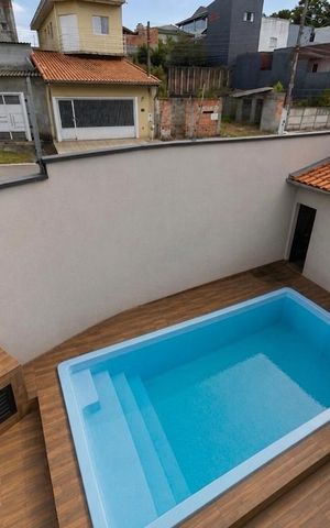 Casa para alugar com 130m², 2 quartos e 2 vagas Casa para alugar com 130m², 2 quartos e 2 vagasÁrea externa