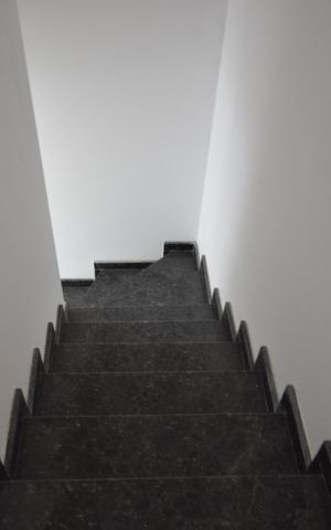 Casa de condomínio para alugar com 77m², 2 quartos e 1 vagaEscada