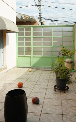 Casa à venda com 212m², 4 quartos e 6 vagasQuintal