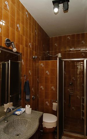Casa à venda com 172m², 3 quartos e 1 vagaBanheiro Social