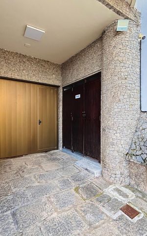 Apartamento para alugar com 172m², 3 quartos e 1 vaga