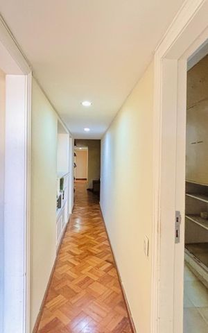 Apartamento para alugar com 172m², 3 quartos e 1 vaga