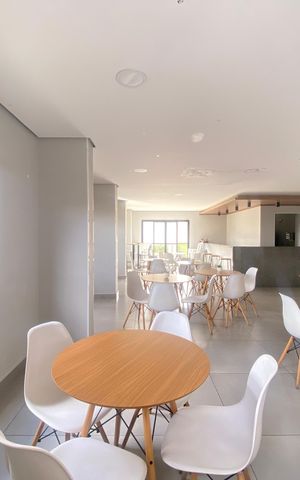 Apartamento para alugar com 47m², 2 quartos e 1 vaga Apartamento para alugar com 47m², 2 quartos e 1 vagaÁrea comum - Salão de festas