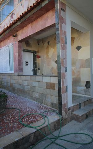 Casa para alugar com 360m², 5 quartos e 8 vagasQuintal frente