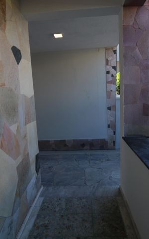 Casa para alugar com 360m², 5 quartos e 8 vagasVaranda 