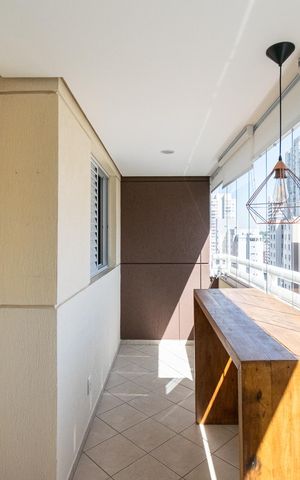 Apartamento para alugar com 90m², 3 quartos e 2 vagas Apartamento para alugar com 90m², 3 quartos e 2 vagasVaranda