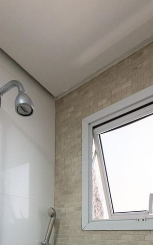 Apartamento para alugar com 90m², 3 quartos e 2 vagas Apartamento para alugar com 90m², 3 quartos e 2 vagasBanheiro da Suíte