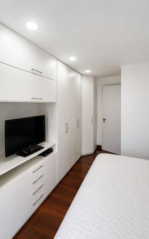 Apartamento à venda com 320m², 4 quartos e 3 vagas Apartamento à venda com 320m², 4 quartos e 3 vagasQuarto