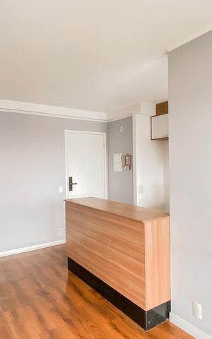 Apartamento à venda com 47m², 2 quartos e 1 vaga Apartamento à venda com 47m², 2 quartos e 1 vagaSala