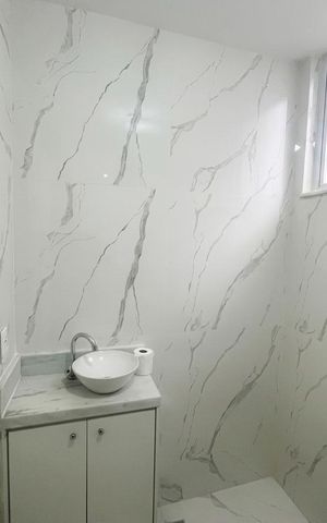 Casa de condomínio para alugar com 60m², 2 quartos e sem vaga Casa de condomínio para alugar com 60m², 2 quartos e sem vagaBanheiro
