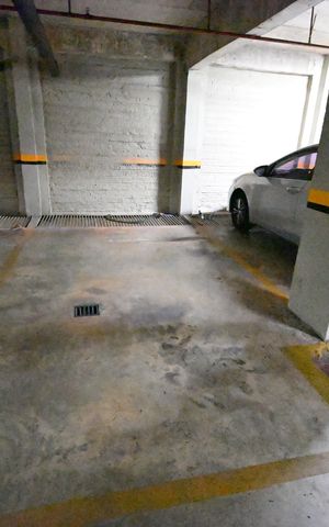 Apartamento para alugar com 80m², 2 quartos e 2 vagas
