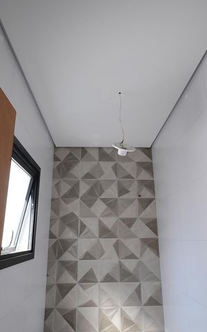 Apartamento à venda com 115m², 2 quartos e 2 vagasBanheiro de serviço