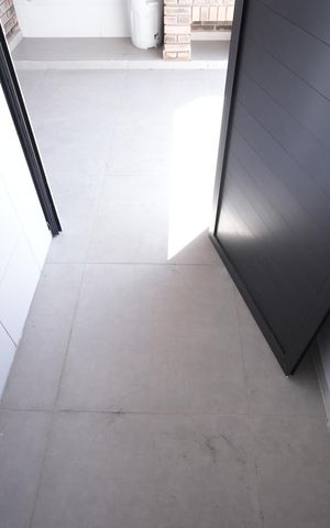 Apartamento à venda com 77m², 2 quartos e 1 vagaÁrea de Serviço