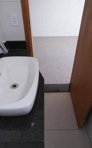 Apartamento à venda com 77m², 2 quartos e 1 vagaBanheiro de serviço