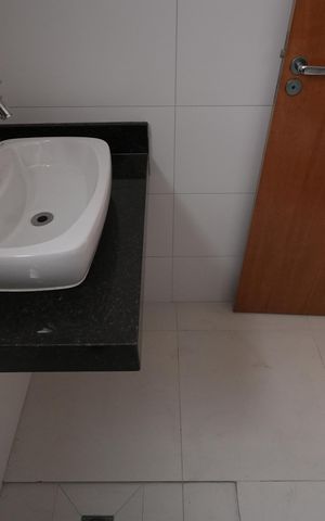Apartamento à venda com 77m², 2 quartos e 1 vagaBanheiro Social