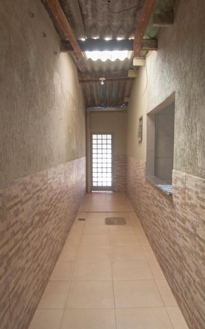 Casa à venda com 120m², 3 quartos e 1 vagaCorredor