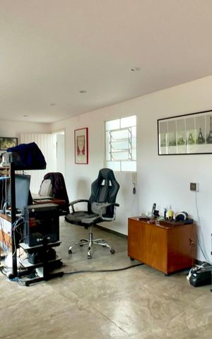 Casa para alugar com 200m², 4 quartos e 3 vagasSala 1