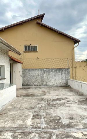 Casa para alugar com 200m², 4 quartos e 3 vagasTerraço