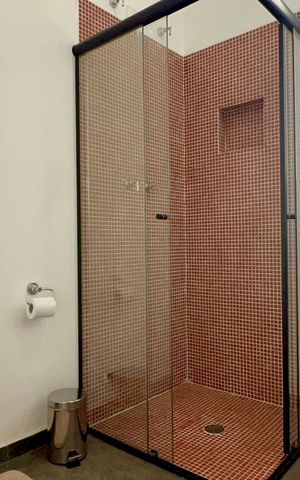 Casa para alugar com 200m², 4 quartos e 3 vagasBanheiro