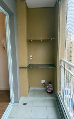 Apartamento à venda com 60m², 2 quartos e 1 vaga Apartamento à venda com 60m², 2 quartos e 1 vagaVaranda