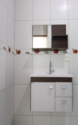 Casa para alugar com 360m², 3 quartos e 2 vagasBanheiro social