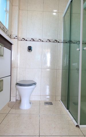 Casa para alugar com 360m², 3 quartos e 2 vagasBanheiro da suíte