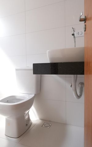Apartamento à venda com 97m², 2 quartos e 2 vagasBanheiro da Suíte