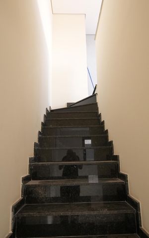 Apartamento à venda com 97m², 2 quartos e 2 vagasEscada