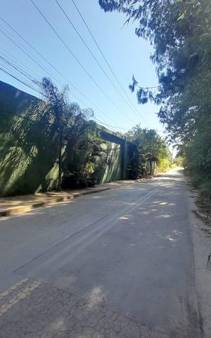 Casa para alugar com 520m², 4 quartos e 12 vagas Casa para alugar com 520m², 4 quartos e 12 vagasFachada