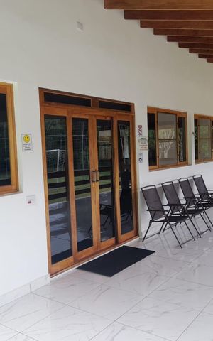 Casa para alugar com 520m², 4 quartos e 12 vagas Casa para alugar com 520m², 4 quartos e 12 vagasÁrea externa