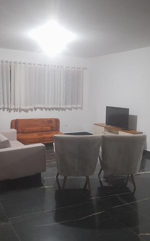 Casa para alugar com 520m², 4 quartos e 12 vagas Casa para alugar com 520m², 4 quartos e 12 vagasSala