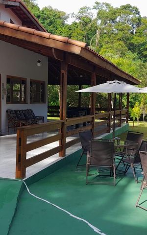 Casa para alugar com 520m², 4 quartos e 12 vagas Casa para alugar com 520m², 4 quartos e 12 vagasÁrea externa