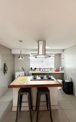 Casa de condomínio à venda com 282m², 4 quartos e 3 vagasCozinha