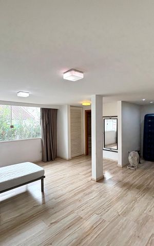 Casa de condomínio à venda com 282m², 4 quartos e 3 vagasSuíte 2