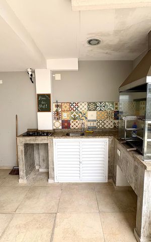 Casa de condomínio à venda com 282m², 4 quartos e 3 vagasChurrasqueira
