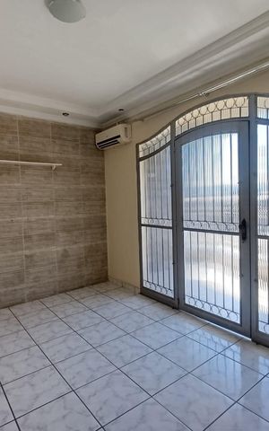 Casa para alugar com 120m², 3 quartos e sem vaga Casa para alugar com 120m², 3 quartos e sem vagaQuarto 1