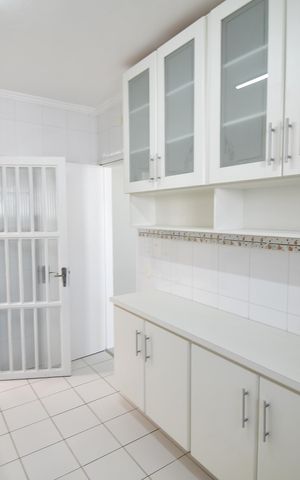 Casa à venda com 300m², 3 quartos e 3 vagasCozinha