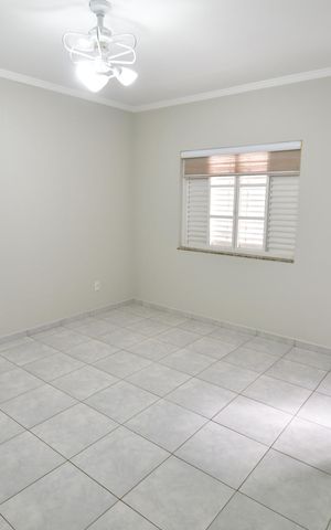 Casa à venda com 300m², 3 quartos e 3 vagasQuarto 3 - Suíte