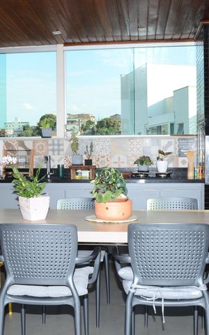 Apartamento à venda com 140m², 3 quartos e 1 vagaCobertura