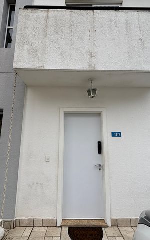 Casa de condomínio para alugar com 100m², 3 quartos e 2 vagasFachada