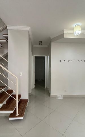 Casa de condomínio para alugar com 100m², 3 quartos e 2 vagasSala