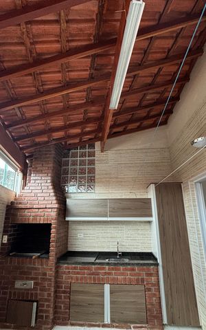 Casa de condomínio para alugar com 100m², 3 quartos e 2 vagasÁrea gourmet