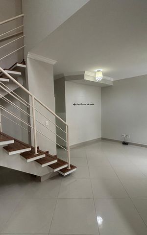 Casa de condomínio para alugar com 100m², 3 quartos e 2 vagasSala