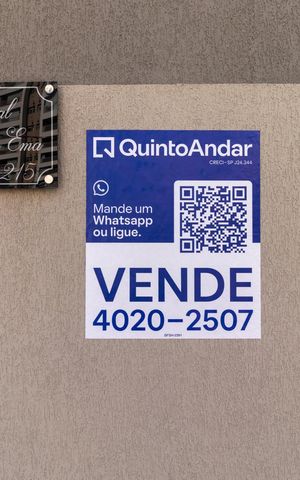 Apartamento à venda com 37m², 2 quartos e sem vaga Apartamento à venda com 37m², 2 quartos e sem vagaPlaca instalada