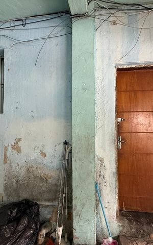 Casa à venda com 250m², 1 quarto e 2 vagas Casa à venda com 250m², 1 quarto e 2 vagasCasa 3