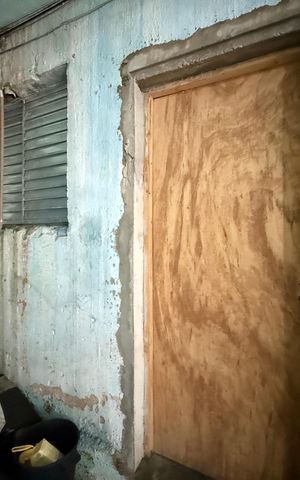 Casa à venda com 250m², 1 quarto e 2 vagas Casa à venda com 250m², 1 quarto e 2 vagasCasa 4